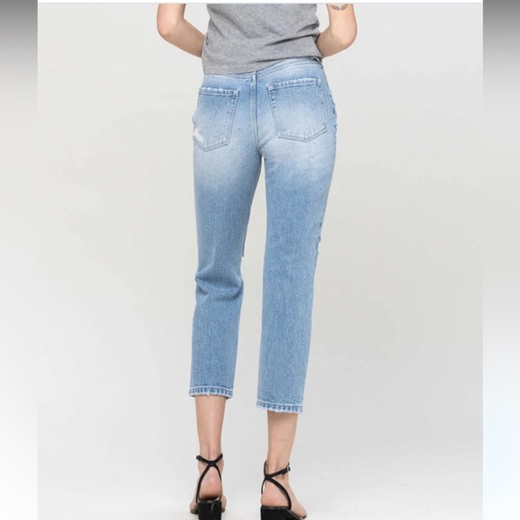 Vervet Light Wash Super High Rise Distressed Cropped Jeans Sz29 - Picture 8 of 9